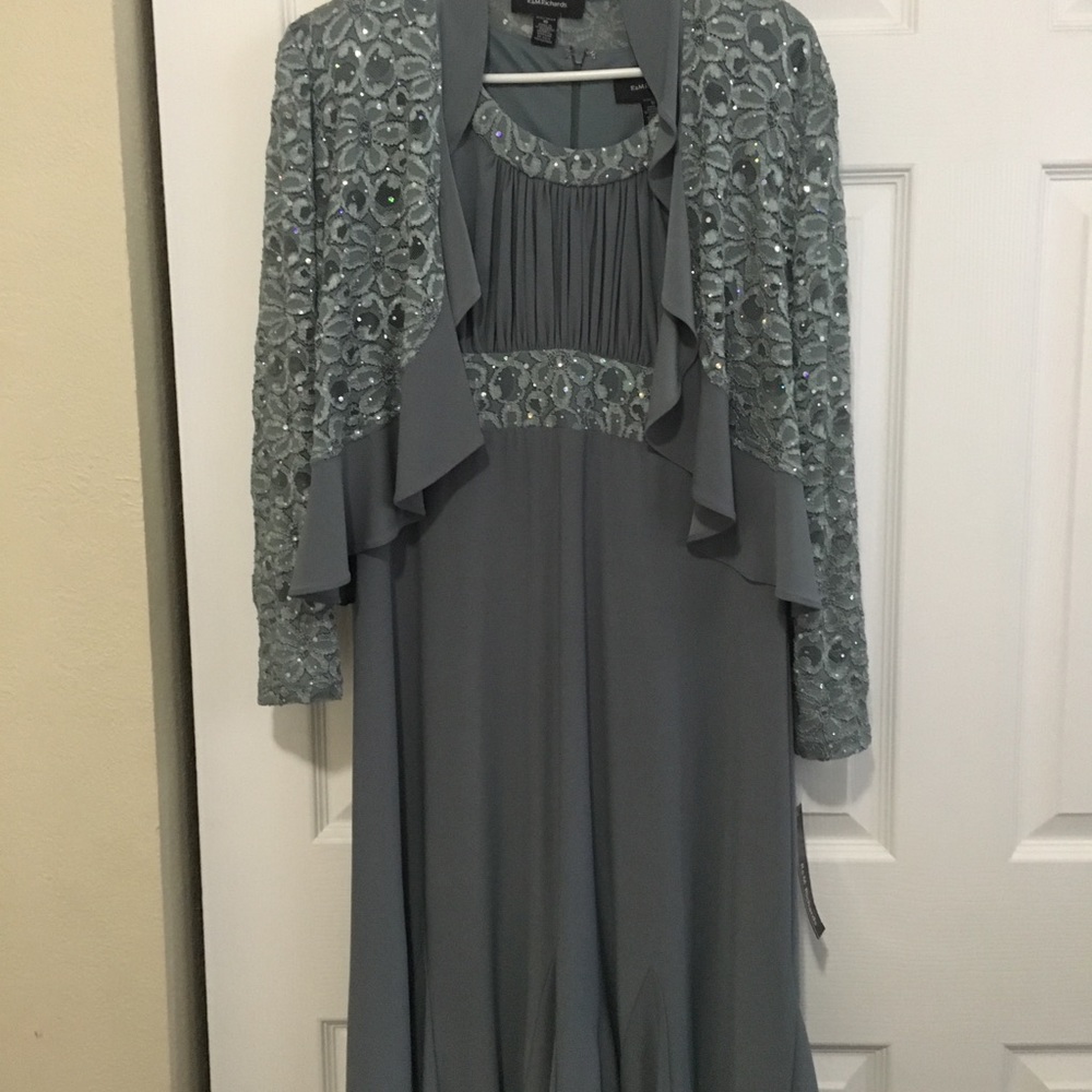 Cocktail, cruise or wedding dress